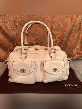 Vintage Y2K Coach Madison White Leather Turnlock Pocket Satchel Purse, Org. $398
